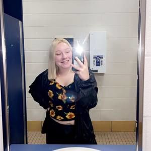 Meet your Posher, Ana